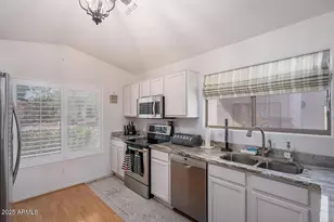 2246 E Soft Wind Dr, Phoenix, AZ 85024 - Photo 7