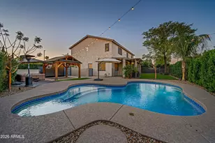 127 N Date Palm Dr, Gilbert, AZ 85234 - Photo 29