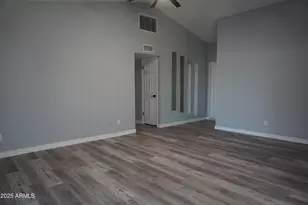 7044 W Cameron Dr, Peoria, AZ 85345 - Photo 5