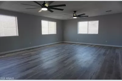 7044 W Cameron Drive, Peoria, AZ 85345 - Photo 15