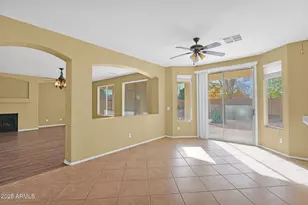 10441 W Windsor Ave, Avondale, AZ 85392 - Photo 11