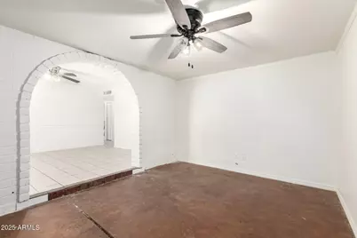7014 S 17th Avenue, Phoenix, AZ 85041 - Photo 9