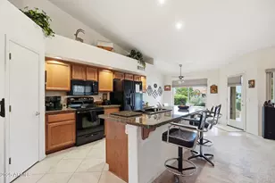 1472 S Brentwood Ct, Chandler, AZ 85286 - Photo 9