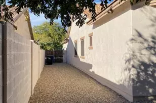 25415 N 52nd Ln, Phoenix, AZ 85083 - Photo 21