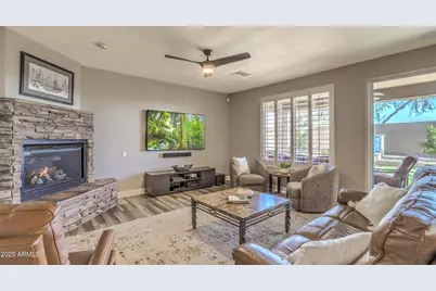 21621 N 39th Terrace, Phoenix, AZ 85050 - Photo 11