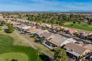 5822 S Amberwood Dr, Chandler, AZ 85248 - Photo 39