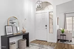 17827 N 51st Wy, Scottsdale, AZ 85254 - Photo 3