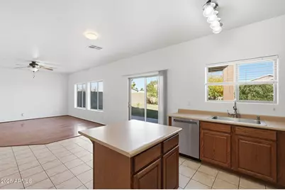 198 E Mule Train Trail, San Tan Valley, AZ 85143 - Photo 9