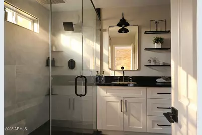 1070 E Oakland Street, Chandler, AZ 85225 - Photo 7