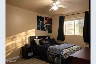 1070 E Oakland Street, Chandler, AZ 85225 - Photo 11