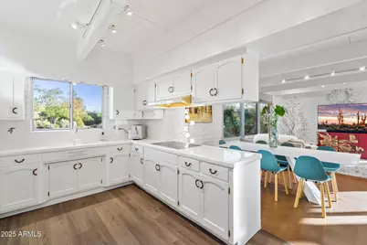 11046 N 74th Street, Scottsdale, AZ 85260 - Photo 15