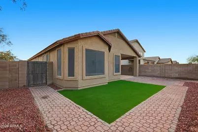 3316 W Saint Kateri Drive, Phoenix, AZ 85041 - Photo 35