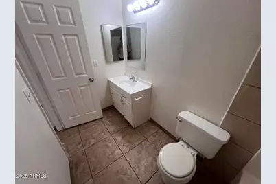 2549 E Chipman Road #2, Phoenix, AZ 85040 - Photo 35