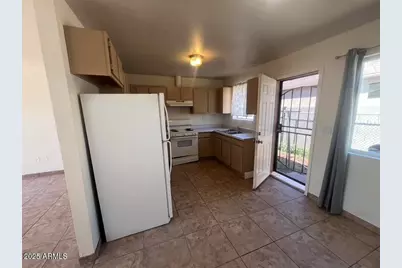 2549 E Chipman Road #2, Phoenix, AZ 85040 - Photo 7