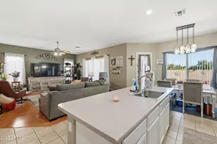 8177 S Bull Dog Ct, Gold Canyon, AZ 85118 - Photo 11
