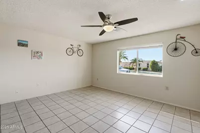 10714 W Amber Trail, Sun City, AZ 85351 - Photo 11