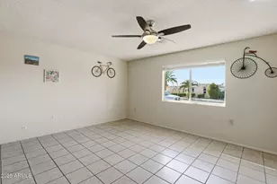 10714 W Amber Trail, Sun City, AZ 85351 - Photo 11