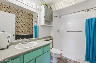 10714 W Amber Trail, Sun City, AZ 85351 - Photo 13