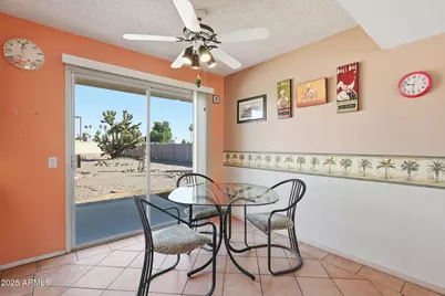 10714 W Amber Trail, Sun City, AZ 85351 - Photo 7