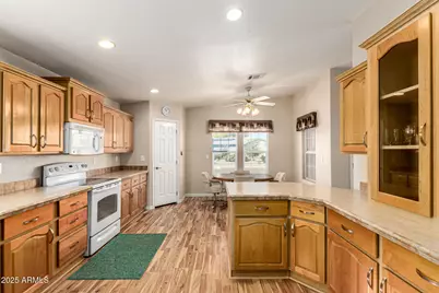 1890 N Ridge Way, Casa Grande, AZ 85122 - Photo 13