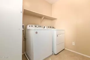 3215 E Sports Dr, Gilbert, AZ 85298 - Photo 29