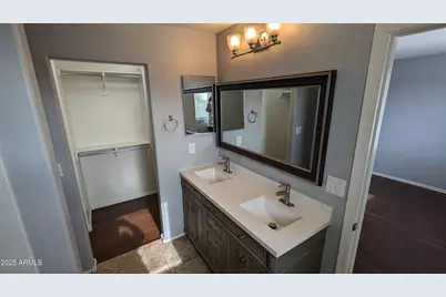 1717 W Buckhorn Trail, Phoenix, AZ 85085 - Photo 37