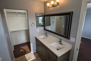 1717 W Buckhorn Trail, Phoenix, AZ 85085 - Photo 37