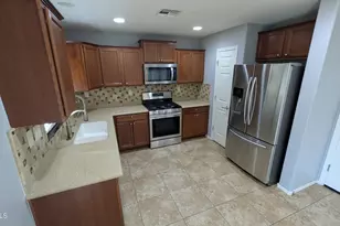 1717 W Buckhorn Trail, Phoenix, AZ 85085 - Photo 19