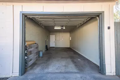 2045 W Sunnyside Avenue, Phoenix, AZ 85029 - Photo 3