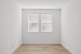 6946 W Buckhorn Trail, Peoria, AZ 85383 - Photo 11