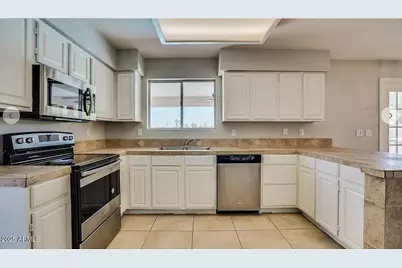 16625 S 34th Way, Phoenix, AZ 85048 - Photo 5