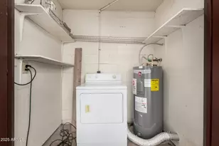 1051 S Dobson Rd, Mesa, AZ 85202 - Photo 27