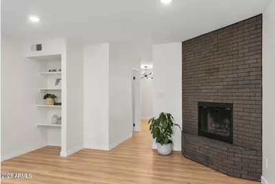1425 E Desert Cove Avenue #33, Phoenix, AZ 85020 - Photo 3