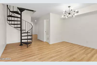 1425 E Desert Cove Avenue #33, Phoenix, AZ 85020 - Photo 9