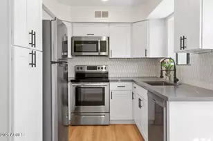 1425 E Desert Cove Ave, Phoenix, AZ 85020 - Photo 9