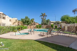 1425 E Desert Cove Ave, Phoenix, AZ 85020 - Photo 21