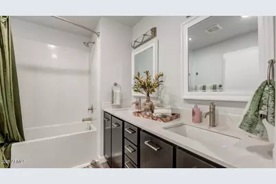 11850 W Fillmore Street #2, Avondale, AZ 85323 - Photo 5