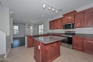 28952 N 124th Ln, Peoria, AZ 85383 - Photo 11