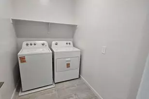 9845 S 11th Pl, Phoenix, AZ 85042 - Photo 27