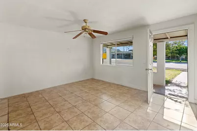 1144 E Sunnyslope Lane, Phoenix, AZ 85020 - Photo 9