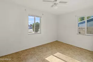 1144 E Sunnyslope Ln, Phoenix, AZ 85020 - Photo 17