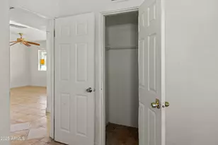 1144 E Sunnyslope Ln, Phoenix, AZ 85020 - Photo 15