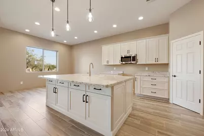 361Xx N 17th Avenue, Phoenix, AZ 85086 - Photo 15