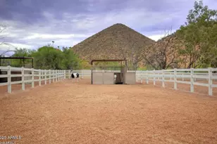 10015 E Adele Ct, Scottsdale, AZ 85255 - Photo 11