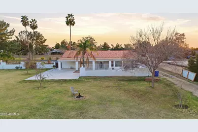 704 E Mesquite Avenue, Gilbert, AZ 85296 - Photo 25