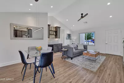 1362 E Wickieup Lane, Phoenix, AZ 85024 - Photo 13