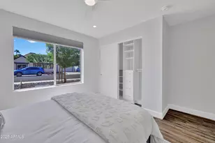 1362 E Wickieup Ln, Phoenix, AZ 85024 - Photo 31