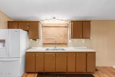 2208 W Baseline Avenue #137, Apache Junction, AZ 85120 - Photo 11