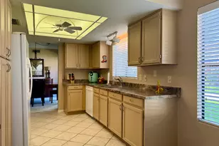 9428 W McRae Way, Peoria, AZ 85382 - Photo 17