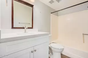 1840 E Morten Ave, Phoenix, AZ 85020 - Photo 27